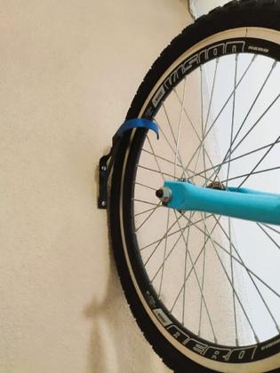 Imagem de Suporte para bicicleta parede vertical