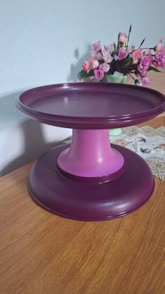 Imagem de Suporte para bolos, fruteira, petisqueira roxa da tupperware