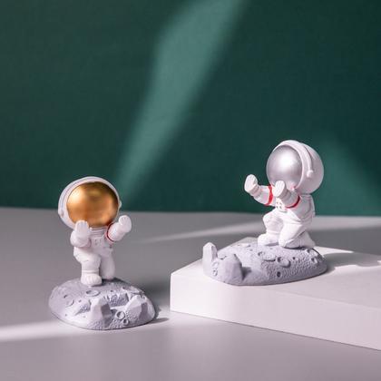 Imagem de Suporte Para Celular Tablet Criativo Astronauta na Lua