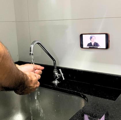 Imagem de Suporte Reforçado Silicone Com Ventosa Para Celular