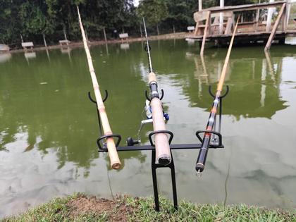 Imagem de Suporte Triplo Vara de Pesca Com Reforço Barranco Preto