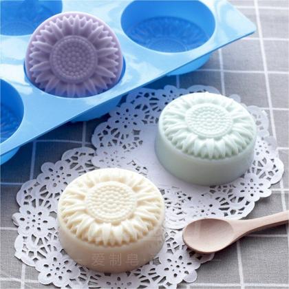 Imagem de Suprimentos para fabricação de sabão: molde de silicone, flor de margarida de 6 furos