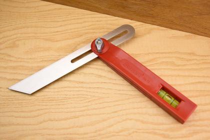 Imagem de Suta Universal com Bolha 8"/200mm Starrett K15-S