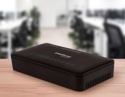 Imagem de Switch 8 Portas Intelbras SG 800 Q+ - 8 Portas Gigabit - Preto