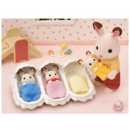 Imagem de Sylvanian Families Conjunto Cuidando De Trigêmeos - 5054131055328