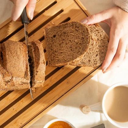 Imagem de Tábua Migalheira De Bambu Papa Migalha Para Corte Pães Bolos