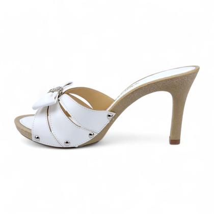 Imagem de Tamanco Tchocco Salto Fino com laço e Strass