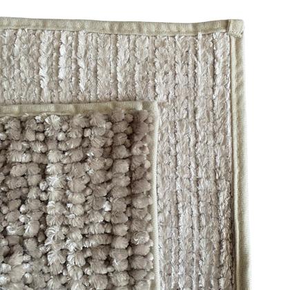 Imagem de Tapete Com Gomos - Tecido Brilhante Macio