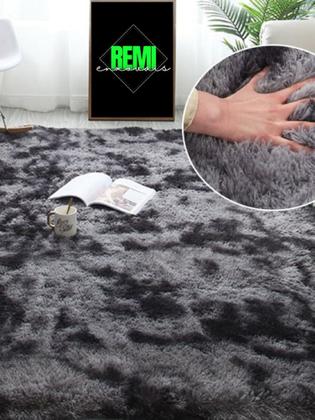 Imagem de Tapete de sala felpudo 4x2 sendo 4 metros de comprimento por 2 metros de largura