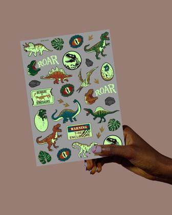 Imagem de Tatuagens Temporárias Xo Fetti Dinosaur - 44 Adesivos que Brilham no Escuro