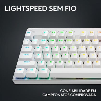 Imagem de Teclado Gamer Sem Fio Logitech G Pro X com design TKL, Layout US, RGB LIGHTSYNC e Switch Exclusivo GX Brown Tactile, Branco - 920-012143