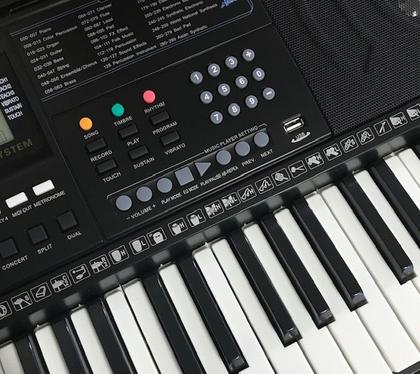 Teclado Musical 5/8 Black Wood 61 teclas (c/sensibilidade