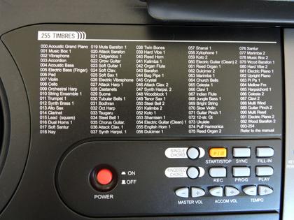 Imagem de Teclado Musical Arranjador 61 Teclas Hk2106 + Suporte Pedestal+ Fonte Bivolt + Suporte para Partitura+ Microfone