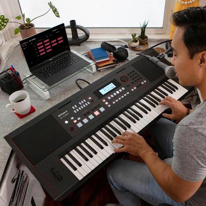 Imagem de Teclado roland e-x50 61 teclas
