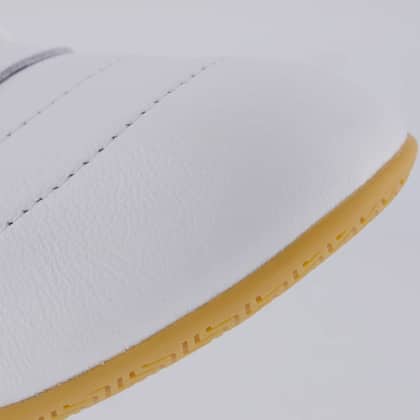 Imagem de Tênis Adidas Grand Court Lo Feminino Branco e Preto