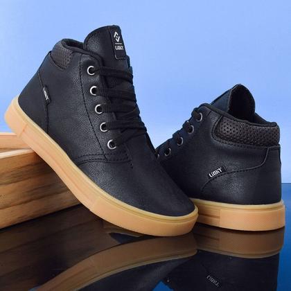 Imagem de Tenis Botinha Infantil Meninos Casual Cano Alto Confortavel + Mochila Chinelo Oculos Relogio