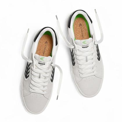 Imagem de Tênis Cariuma Catiba Pro 2.0 Smoke White