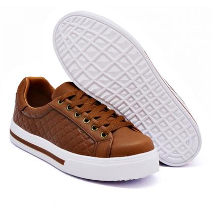 Imagem de Tênis Casual Dk Shoes Cadarço Detalhe em Matelasse e Sola Borracha com Listra