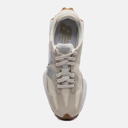 Imagem de Tênis Casual Feminino Conforto 327V1 New Balance - Bege/Prata