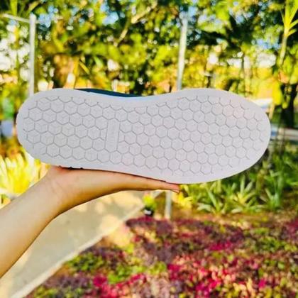 Imagem de Tênis Feminino Branco Casual Barato Do 34 ao 39 Várias Cores Branco Preto Cinza Marrom Dia a Dia