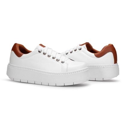 Imagem de Tênis Feminino Sola Macia e Alta Com Cadarço Modelo Liso Ótimo Para Trabalho Passeio