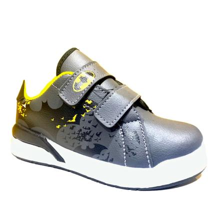 Imagem de Tênis Infantil Masculino Via Vip DC W4010 com tiras autocolantes Super-Heróis