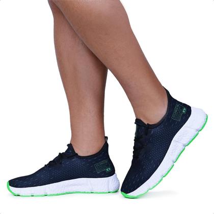 Imagem de Tênis Masculino Esportivo Ultra Leve Conforto e Cross Com Meia Cano Médio Para Caminhadas, Treinos, Cross e Uso Diário