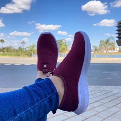 Imagem de Tênis Meia Feminino Calce Fácil Sem Cadarço Leve Macio Com Strass