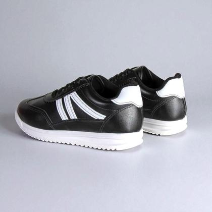 Imagem de tênis molekinha napa turim preto-branco meninas