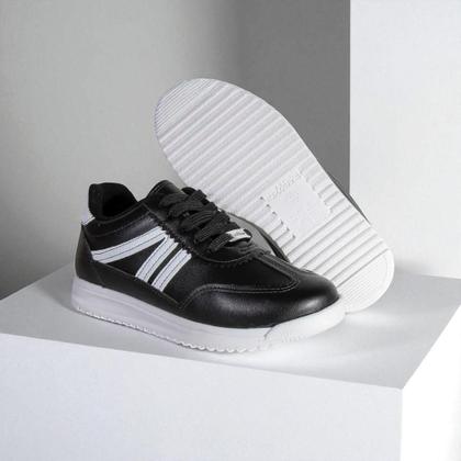 Imagem de tênis molekinha napa turim preto-branco meninas