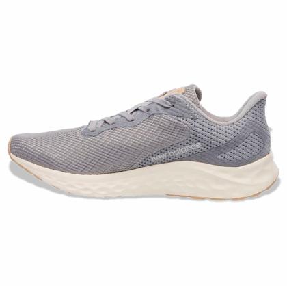 Imagem de Tênis New Balance Fresh Foam Arishi V4 Masculino Cinza