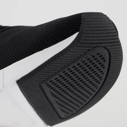 Imagem de Tênis Puma Flyer Runner BDP Feminino Preto e Azul