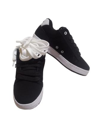 Imagem de Tênis Qix Chorão Allan Mesquita  Skate Preto / Branco,