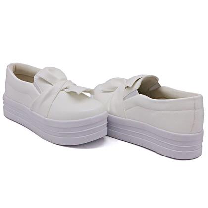 Imagem de Tênis Slip On Dk Shoes Laço Frontal e Sola Borracha Robusta com Detalhe Listra