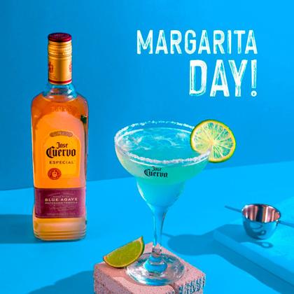 Imagem de Tequila Jose Cuervo Ouro 750ml 6 Unidades