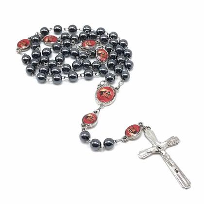 Imagem de Terço de Hematita Mãos Ensanguentadas de Jesus