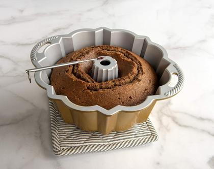 Imagem de Termômetro para bolos Nordic Ware Bundt em alumínio reutilizável