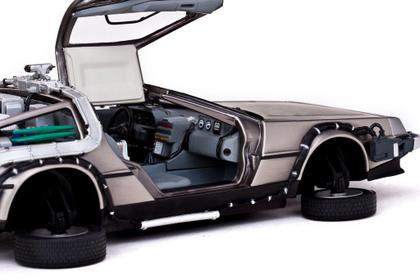 Time Machine - Back to The Future - Sun Star - Escala 1:18