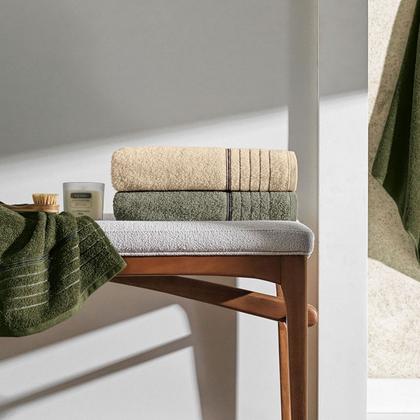 Imagem de Toalha de Banho Karsten Algodão Bressan Fio Penteado 380g Toque Macio 70 x 1,35m