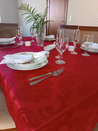 Imagem de Toalha de mesa  12 lugares em tecido jacquard - excelente qualidade e acabamento - mtm enxovais