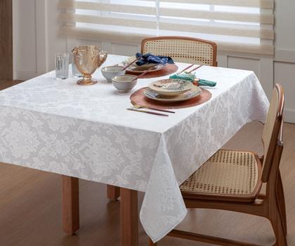 Imagem de Toalha De Mesa 8 Lugares Retangular Nobre Jacquard 1,60x2,60m