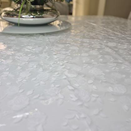 Imagem de Toalha de Mesa PVC Cristal 3,00x1,40 Transparente Com Estampa Impermeável Protetora