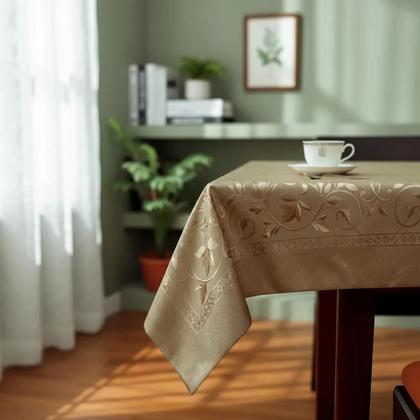 Imagem de Toalha de Mesa Retangular 140x220 Natal Dourada PVC Plástico