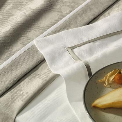 Imagem de Toalha de Mesa Retangular 8 Lug. Karsten Antoni Branco/Bege