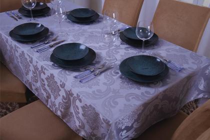 Imagem de Toalha De Mesa Retangular 8 Lugares Jacquard 1,35X2,60