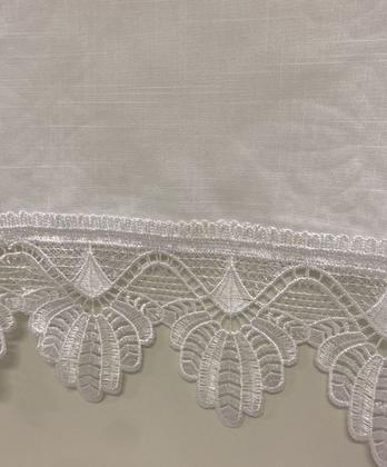 Imagem de Toalha de Mesa Retangular Bordada 6 Lugares Branca Multi Trade