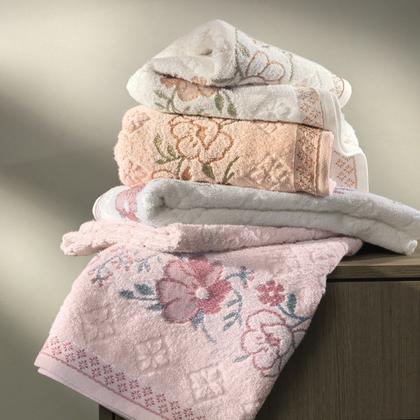 Imagem de Toalha de Rosto Karsten Yuna Fio Cardado Felpuda Estampa Floral