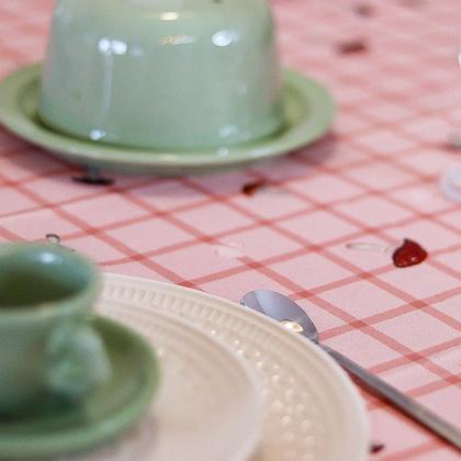 Imagem de Toalha Retangular Bosque Encantado - Xadrez Rosé com Cogumelos