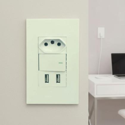 Imagem de Tomada 20 Amperes De Parede Com Interruptor Premium E Entrada Dupla USB Para Embutir