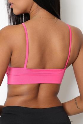 Imagem de Top Alça em V - Feminino, Esporivo, Casual, Treino, Estiloso.